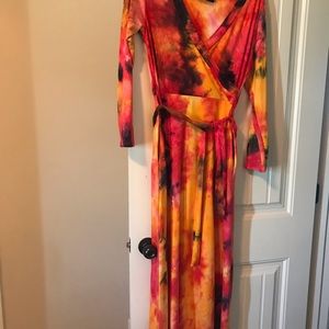 Maxi multicolored long sleeve with belt